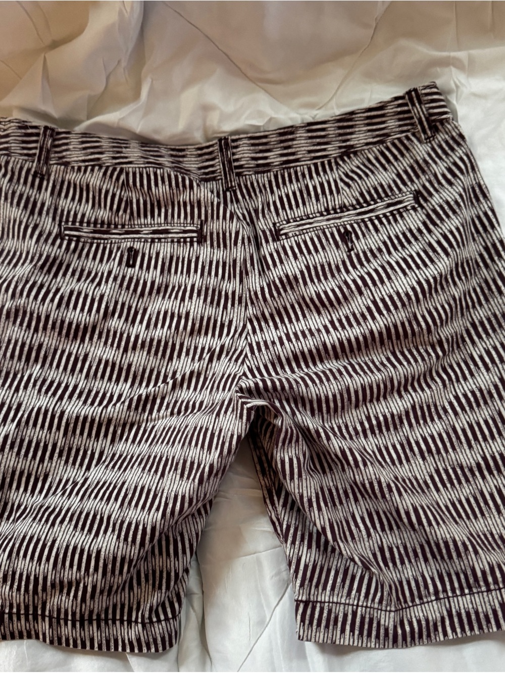 Ann Taylor Loft Womens‎ 6P Maroon White Bermuda Shorts Cotton Petite